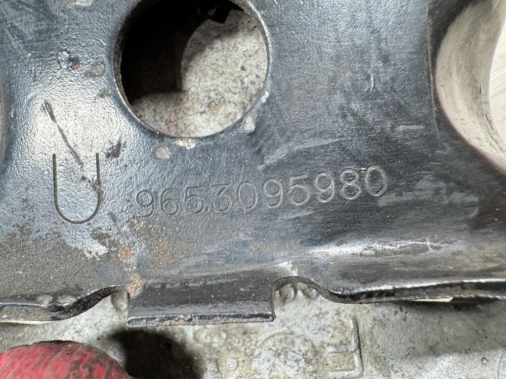 Подушка двигателя, 2000 рублей, Севастополь