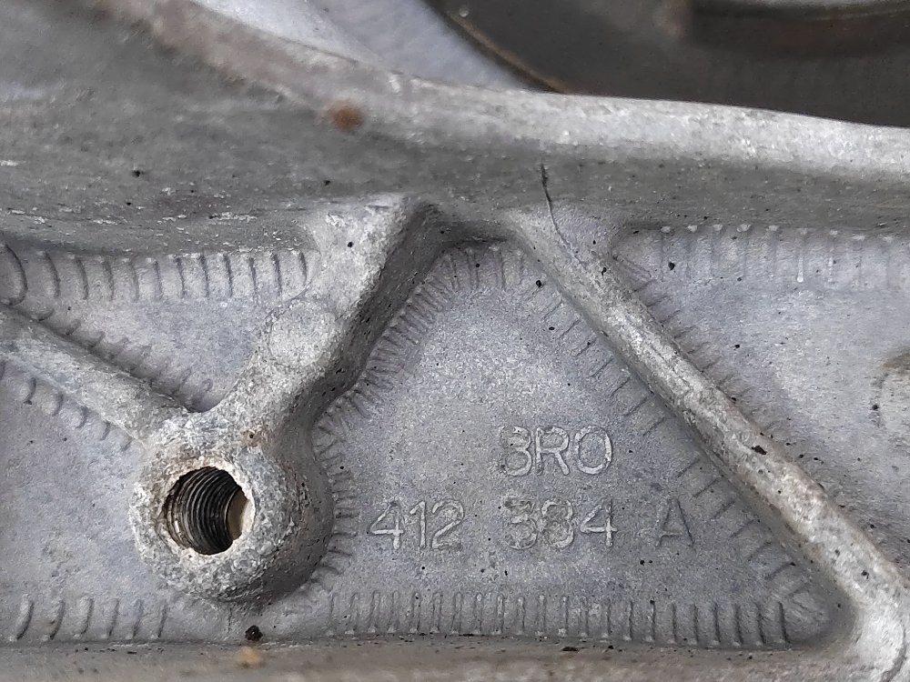 Опорный кронштейн амортизатора, 1000 рублей, Москва