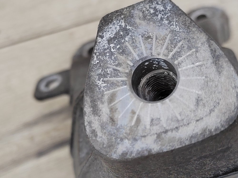 Кронштейн двигателя, 500 рублей, Москва