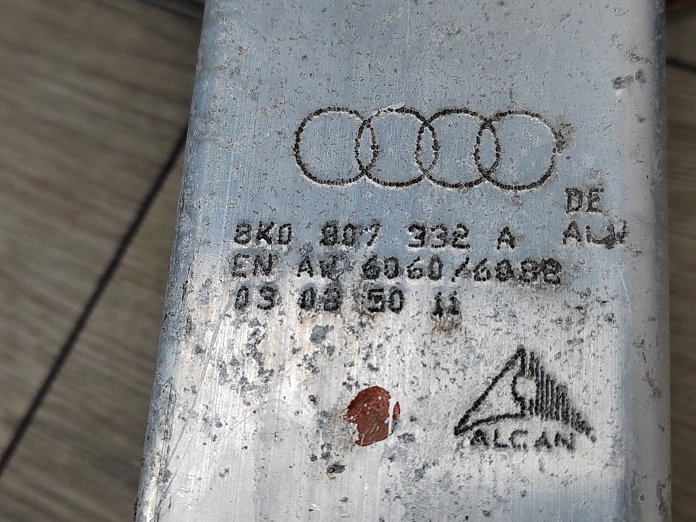 Усилитель бампера, 2000 рублей, Москва