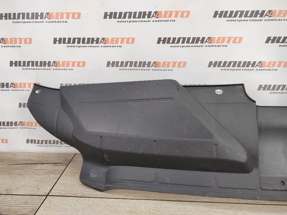 Накладка замка капота, 2000 рублей, Москва