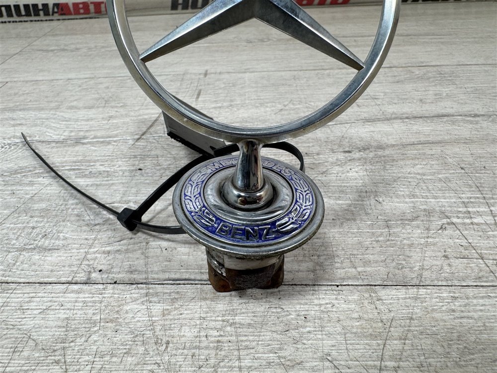 Эмблема, 2500 рублей, Севастополь