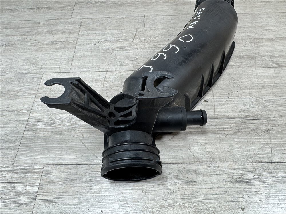 Патрубок интеркулера, 1000 рублей, Севастополь