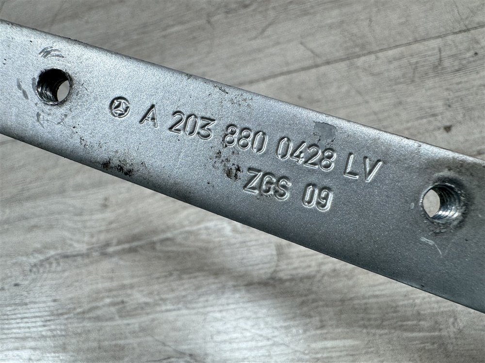 Петля капота, 500 рублей, Севастополь