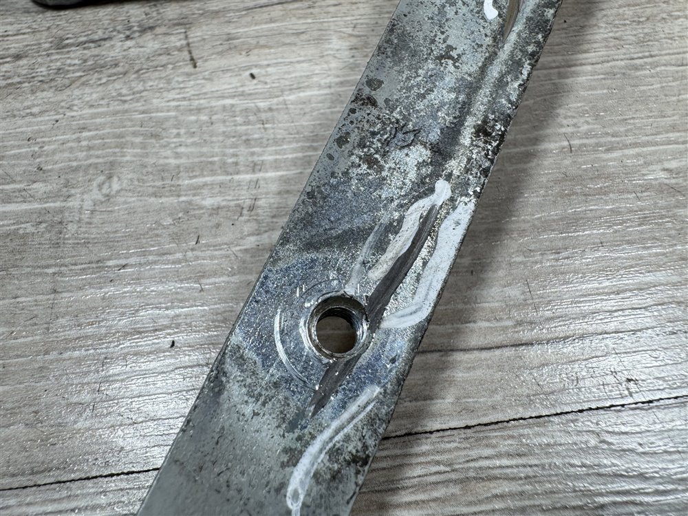 Петля капота, 500 рублей, Севастополь