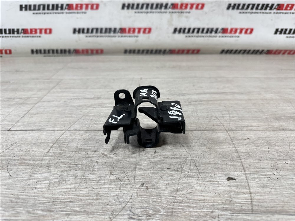 Замок капота, 500 рублей, Севастополь