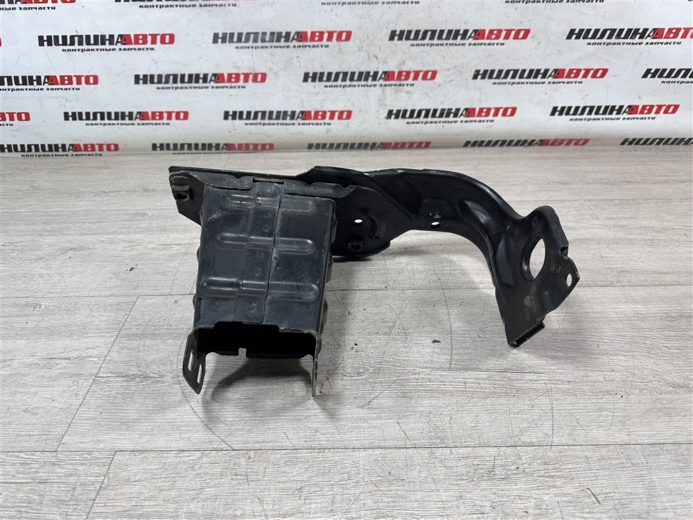 Кронштейн усилителя бампера, 1600 рублей, Севастополь