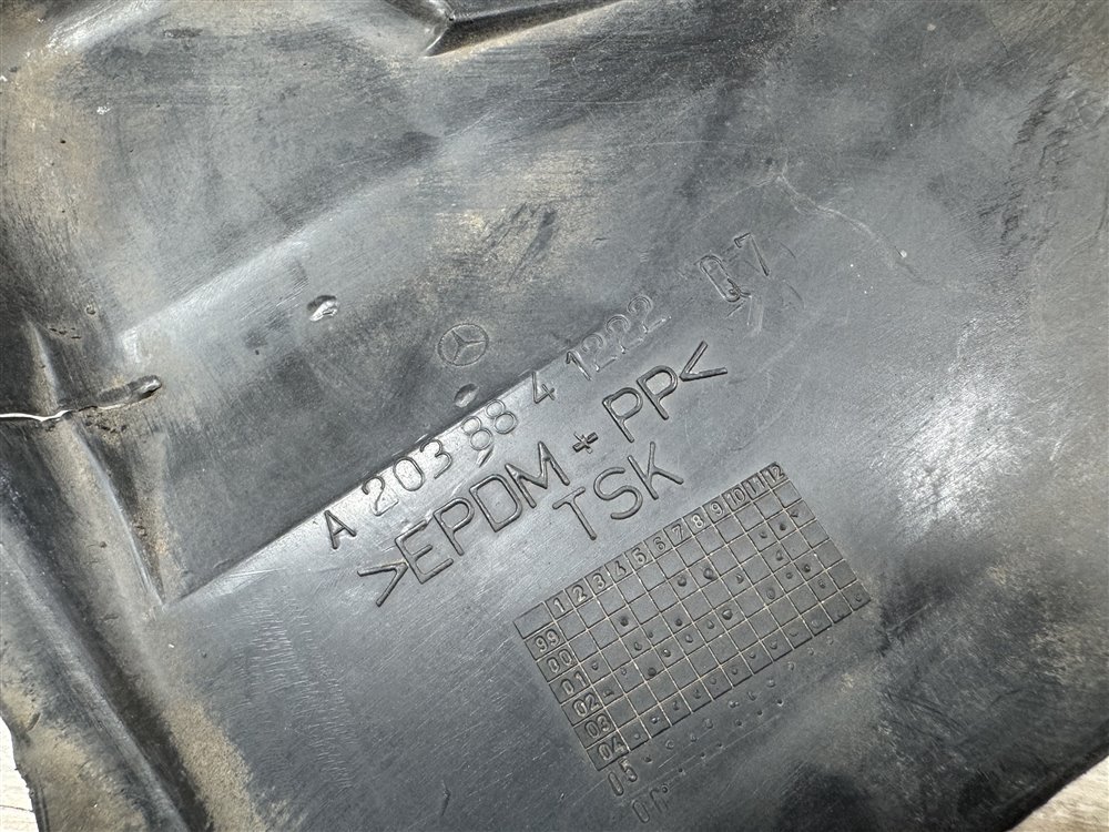 Подкрылок, 1100 рублей, Севастополь