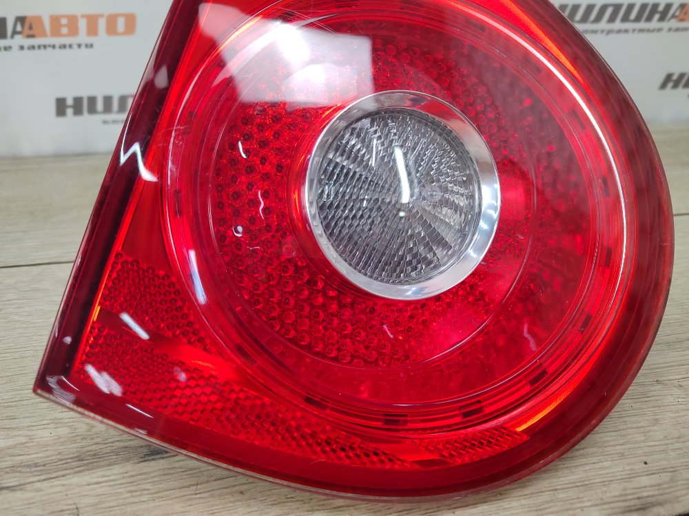 Фонарь в крышку багажника, 1000 рублей, Москва