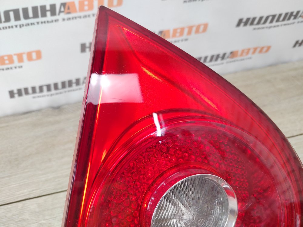 Фонарь в крышку багажника, 1000 рублей, Москва