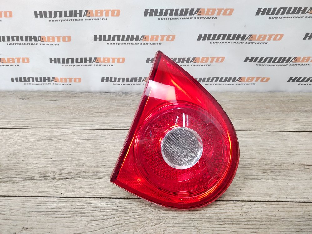 Фонарь в крышку багажника, 1000 рублей, Москва