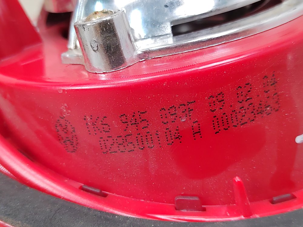 Фонарь в крышку багажника, 1000 рублей, Москва