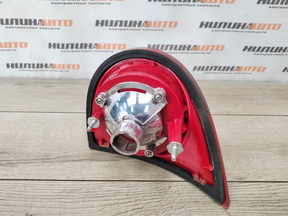 Фонарь в крышку багажника, 1000 рублей, Москва