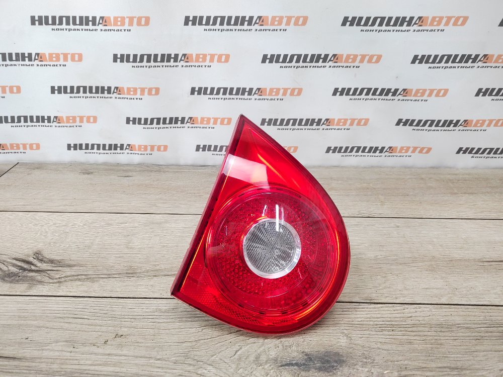 Фонарь в крышку багажника, 1000 рублей, Москва