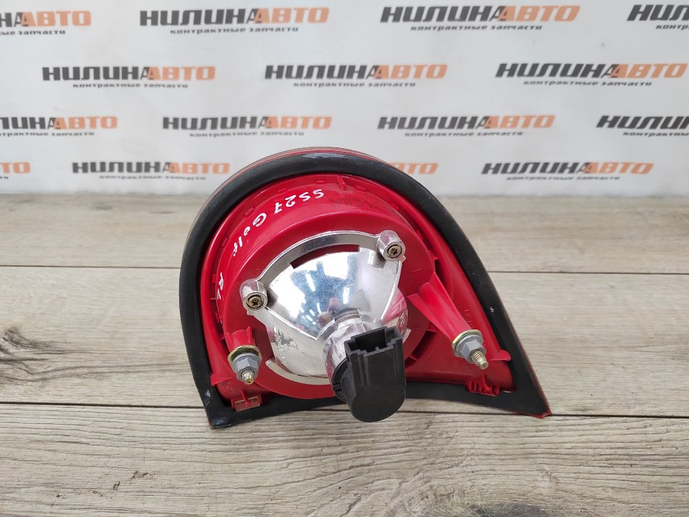 Фонарь в крышку багажника, 1000 рублей, Москва