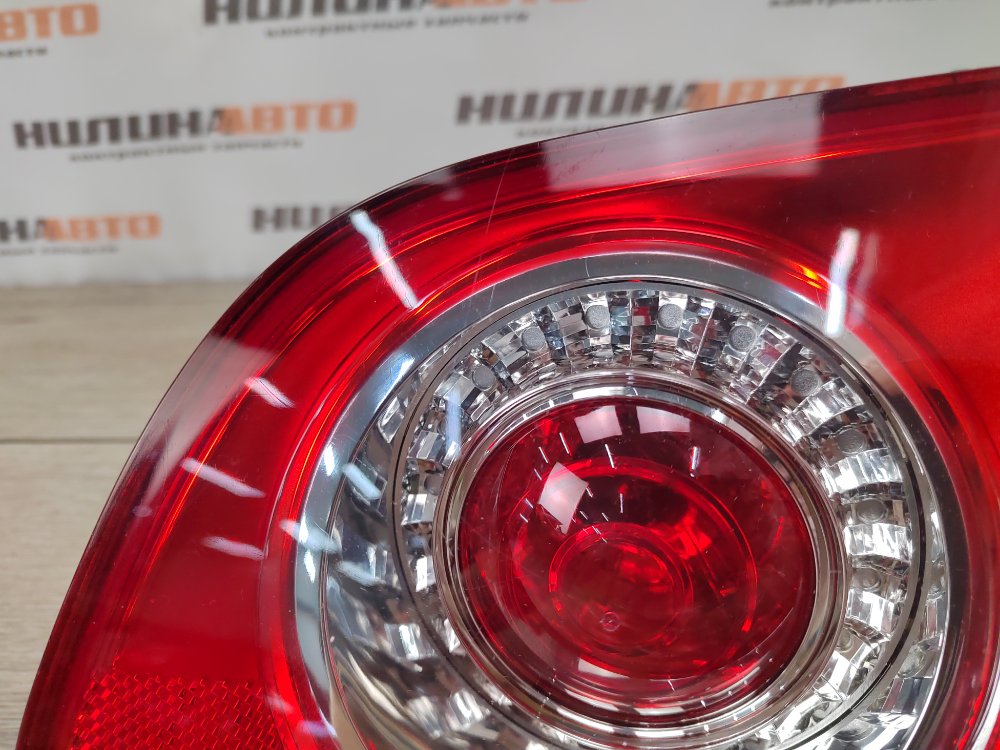 Фонарь в крышку багажника, 900 рублей, Москва