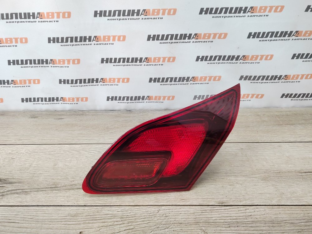 Фонарь в крышку багажника, 500 рублей, Москва