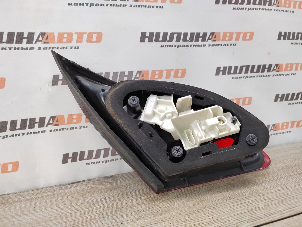 Фонарь в крышку багажника, 500 рублей, Москва