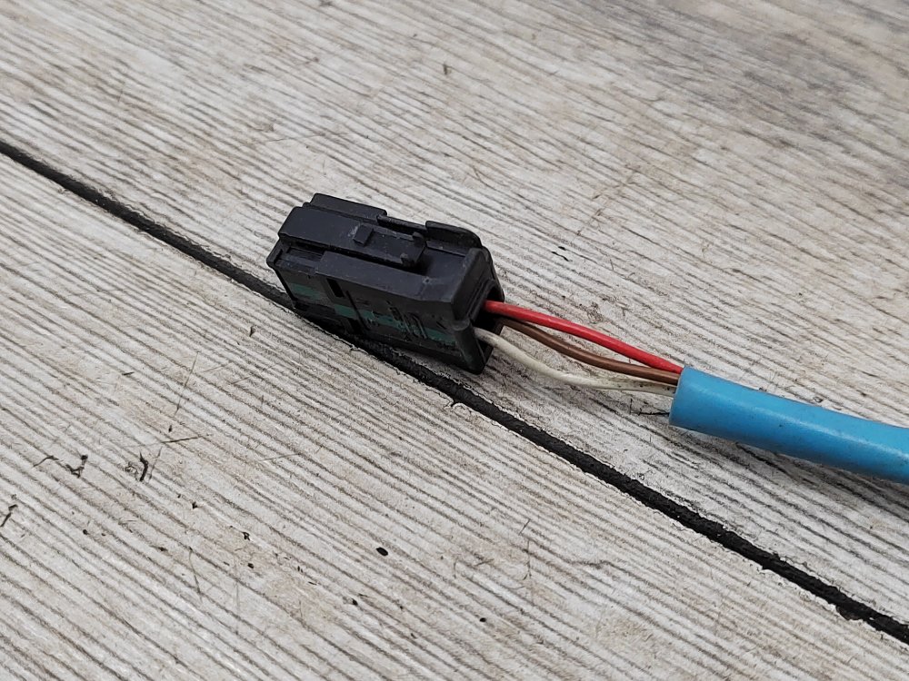 Зеркало, 2000 рублей, Москва