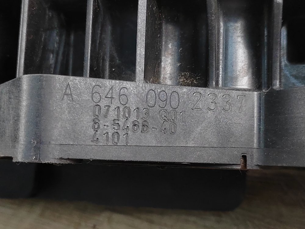 Коллектор впускной, 2300 рублей, Москва