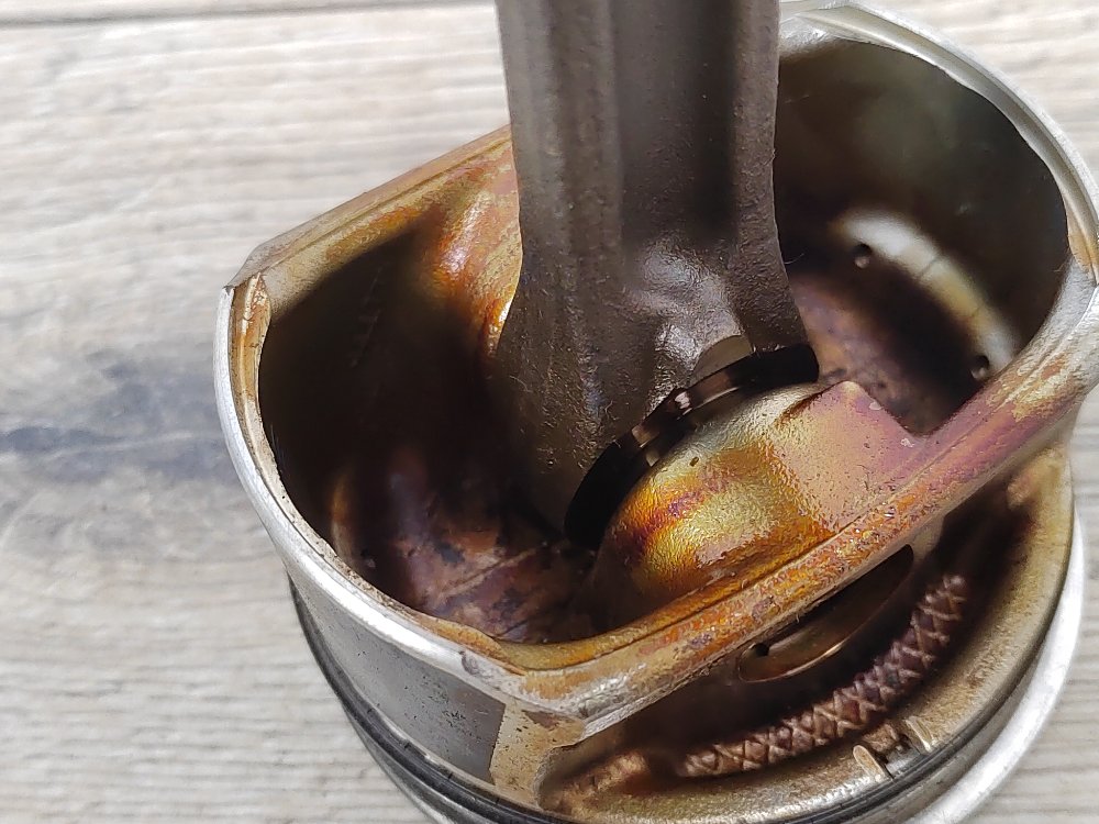 Шатун двигателя, 2000 рублей, Москва