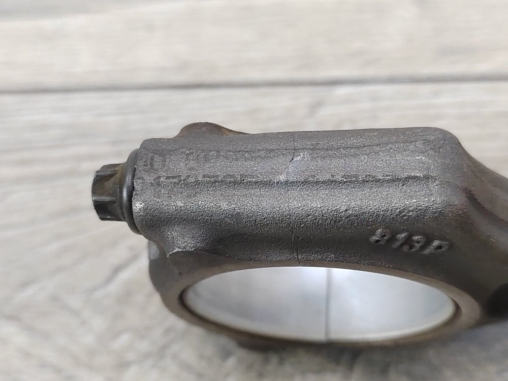 Шатун двигателя, 2000 рублей, Москва