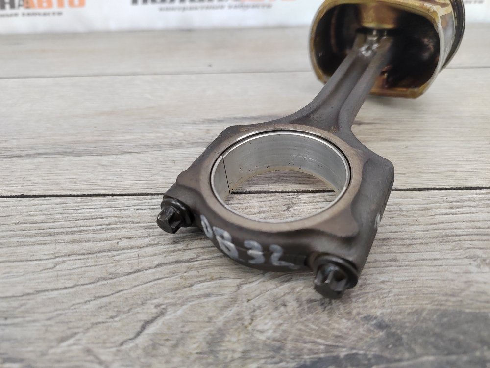 Шатун двигателя, 2000 рублей, Москва
