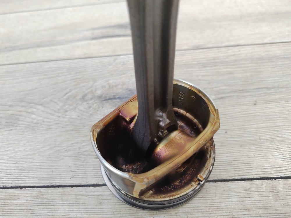 Шатун двигателя, 2000 рублей, Москва