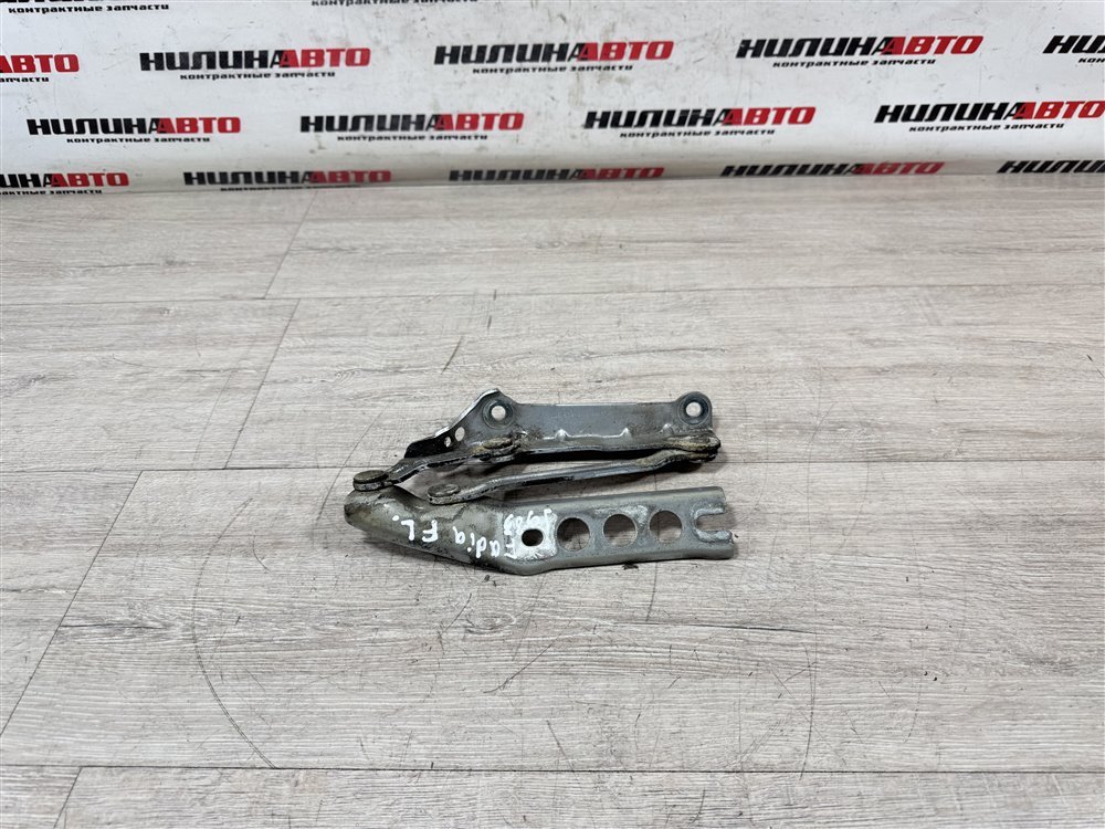 Петля капота, 2000 рублей, Севастополь