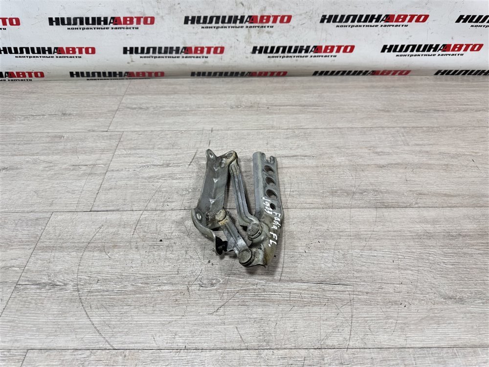 Петля капота, 2000 рублей, Севастополь