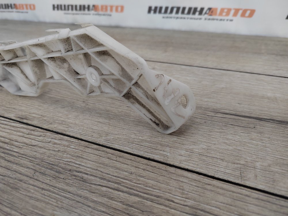 Кронштейн бампера, 700 рублей, Москва