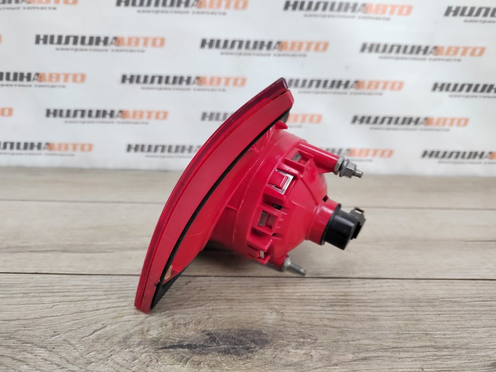 Фонарь в крышку багажника, 500 рублей, Москва