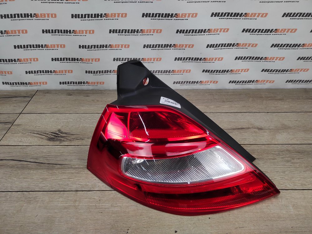 Фонарь в крыло, 2700 рублей, Москва