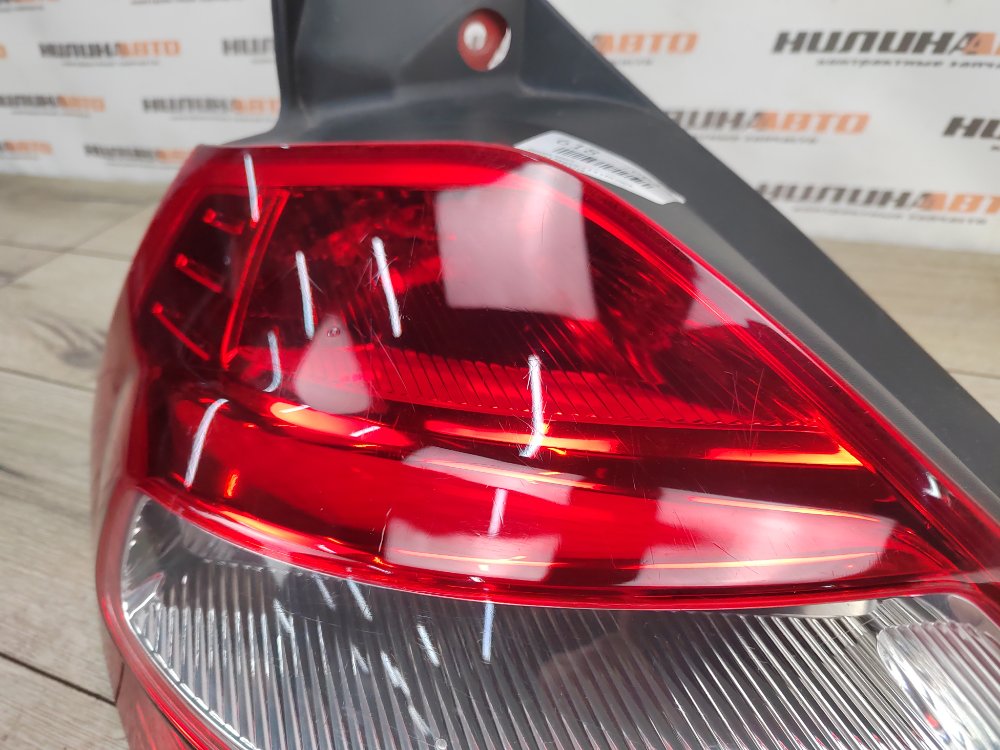 Фонарь в крыло, 2700 рублей, Москва