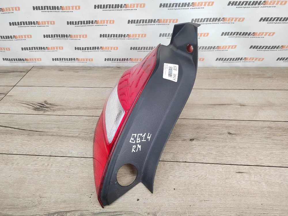 Фонарь в крыло, 2700 рублей, Москва