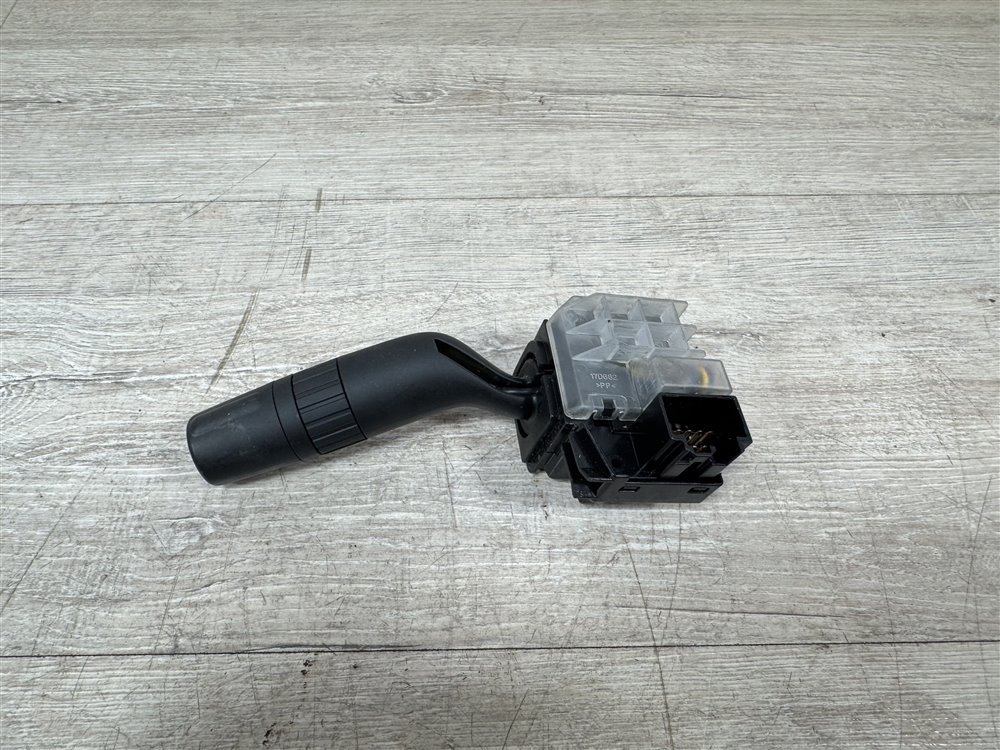 Переключатель подрулевой дворников, 1000 рублей, Севастополь