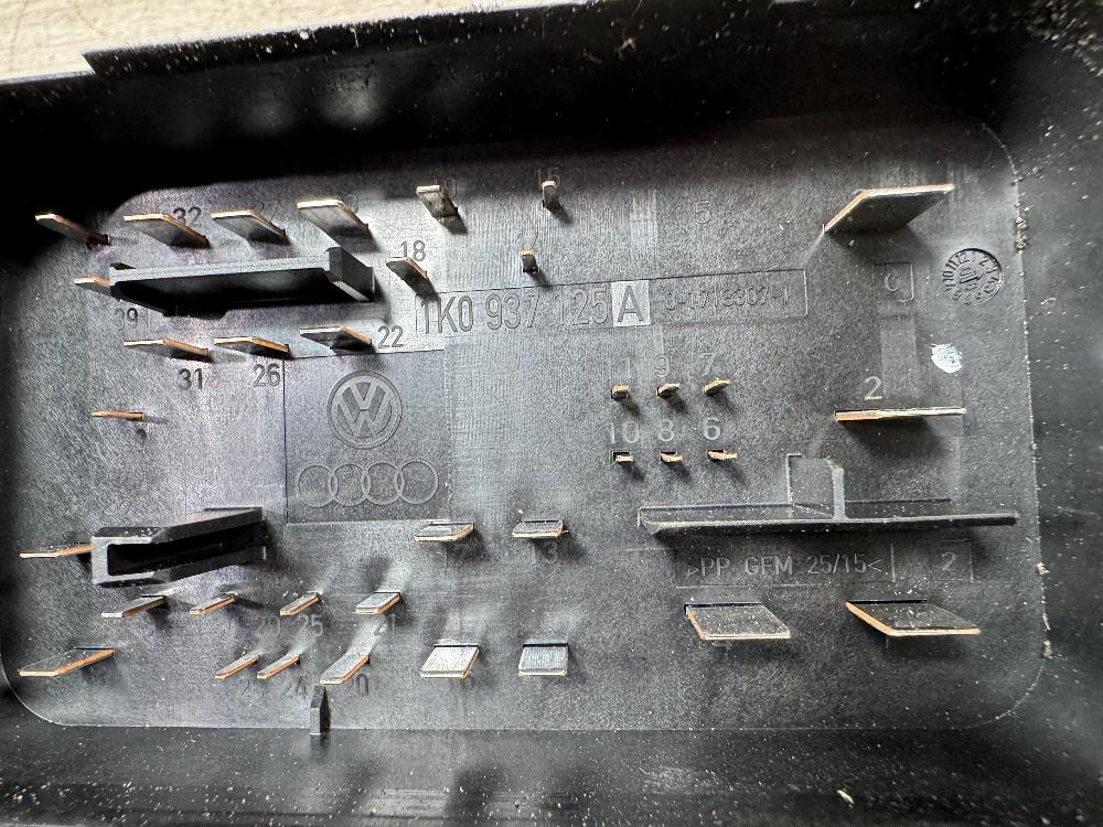 Блок предохранителей под капот, 2500 рублей, Севастополь