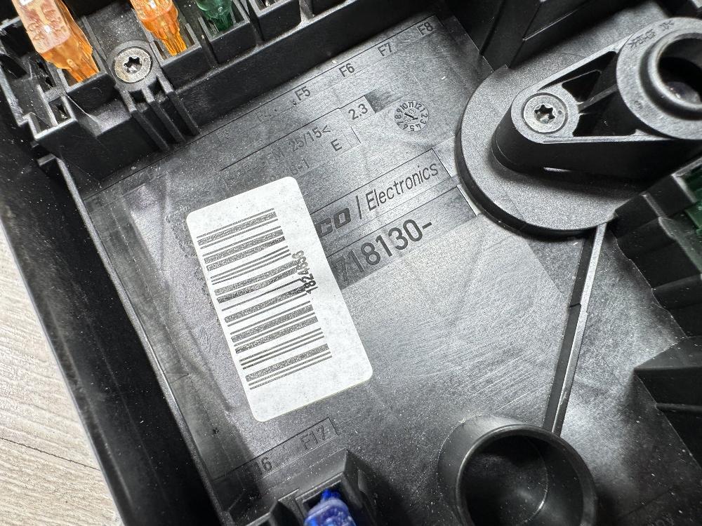 Блок предохранителей под капот, 2500 рублей, Севастополь