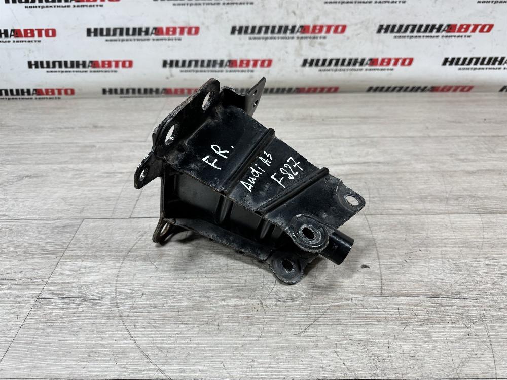 Кронштейн усилителя бампера, 750 рублей, Севастополь