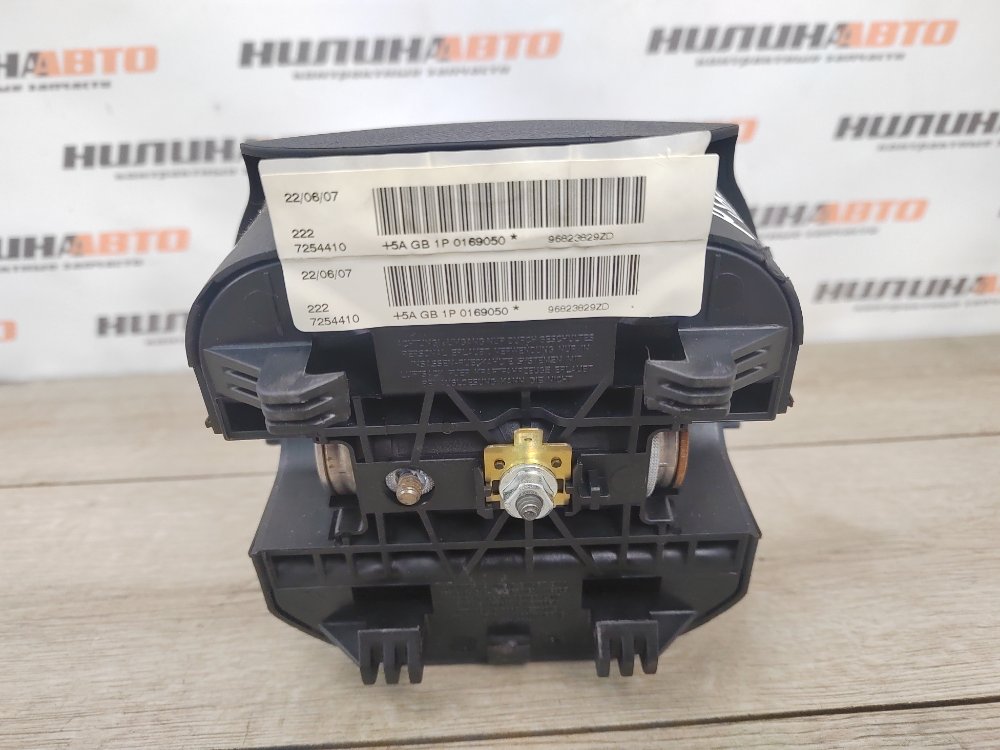 Подушка безопасности в руль, 1400 рублей, Москва