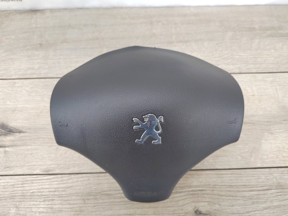 Подушка безопасности в руль, 1000 рублей, Москва