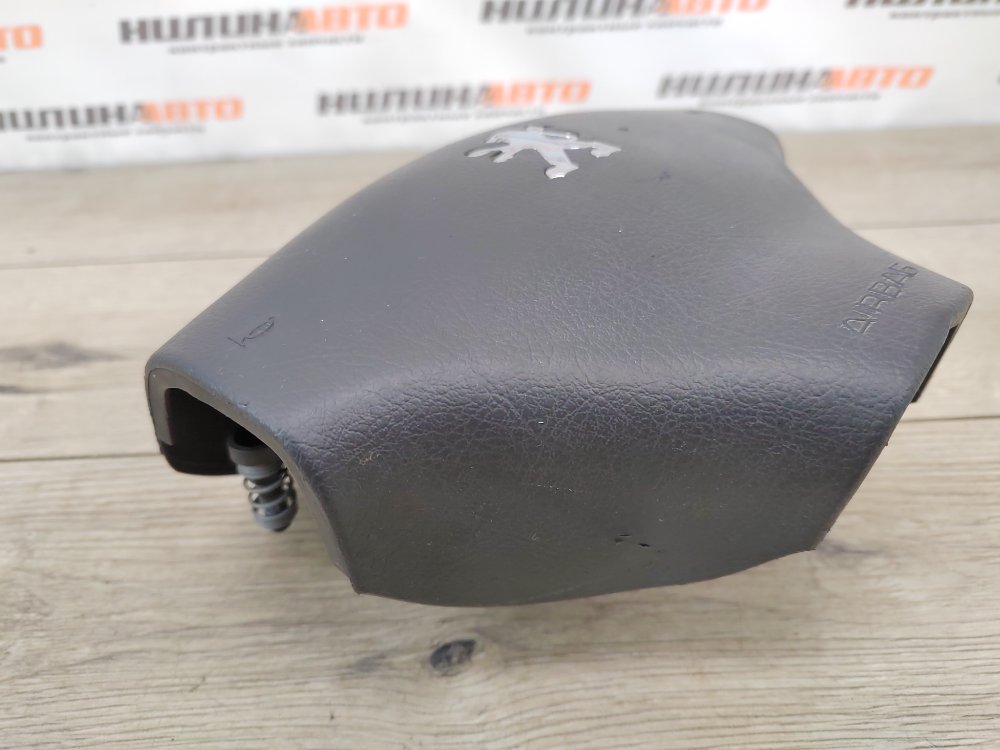 Подушка безопасности в руль, 1000 рублей, Москва