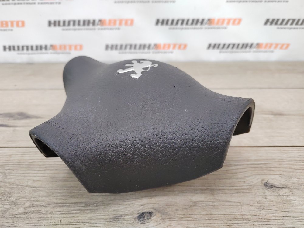 Подушка безопасности в руль, 1000 рублей, Москва