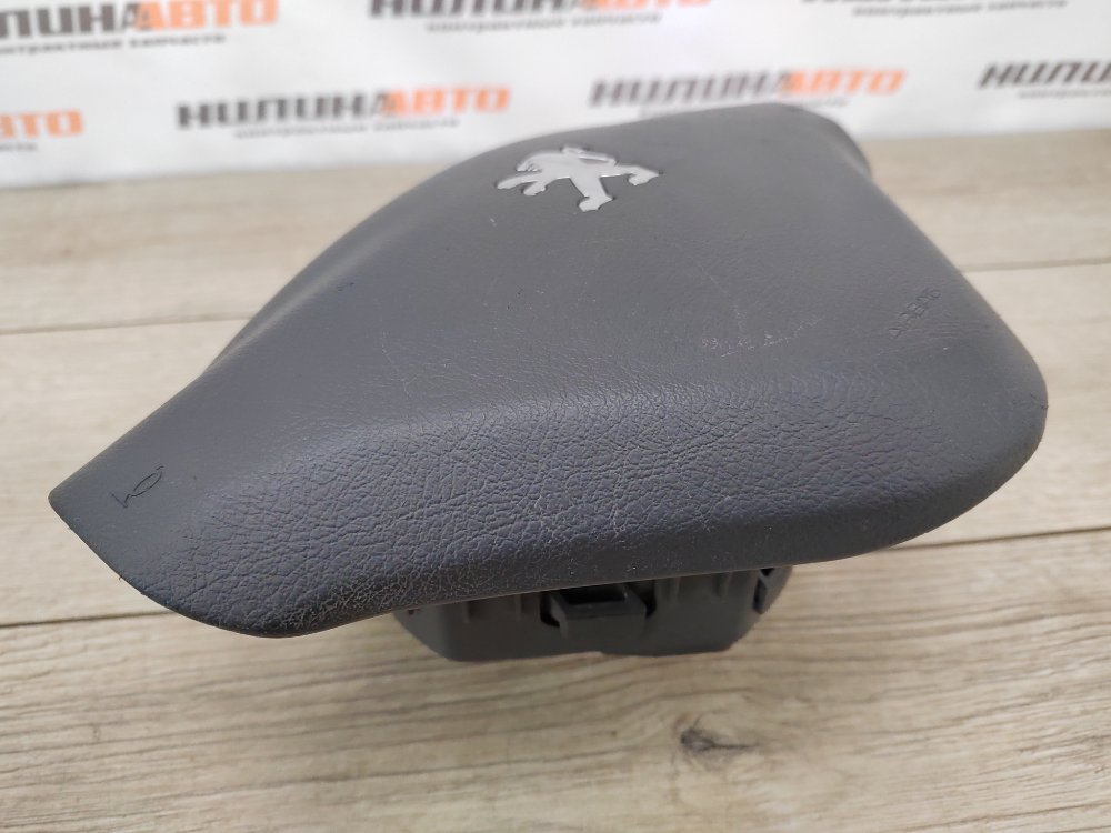 Подушка безопасности в руль, 1200 рублей, Москва