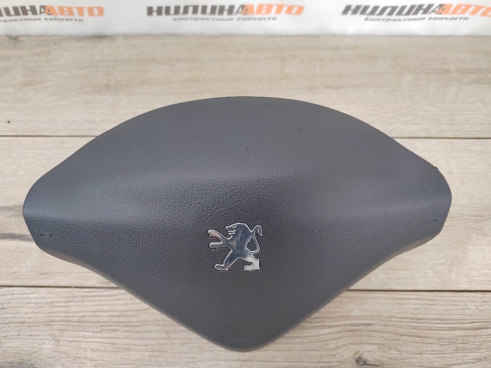 Подушка безопасности в руль, 1200 рублей, Москва