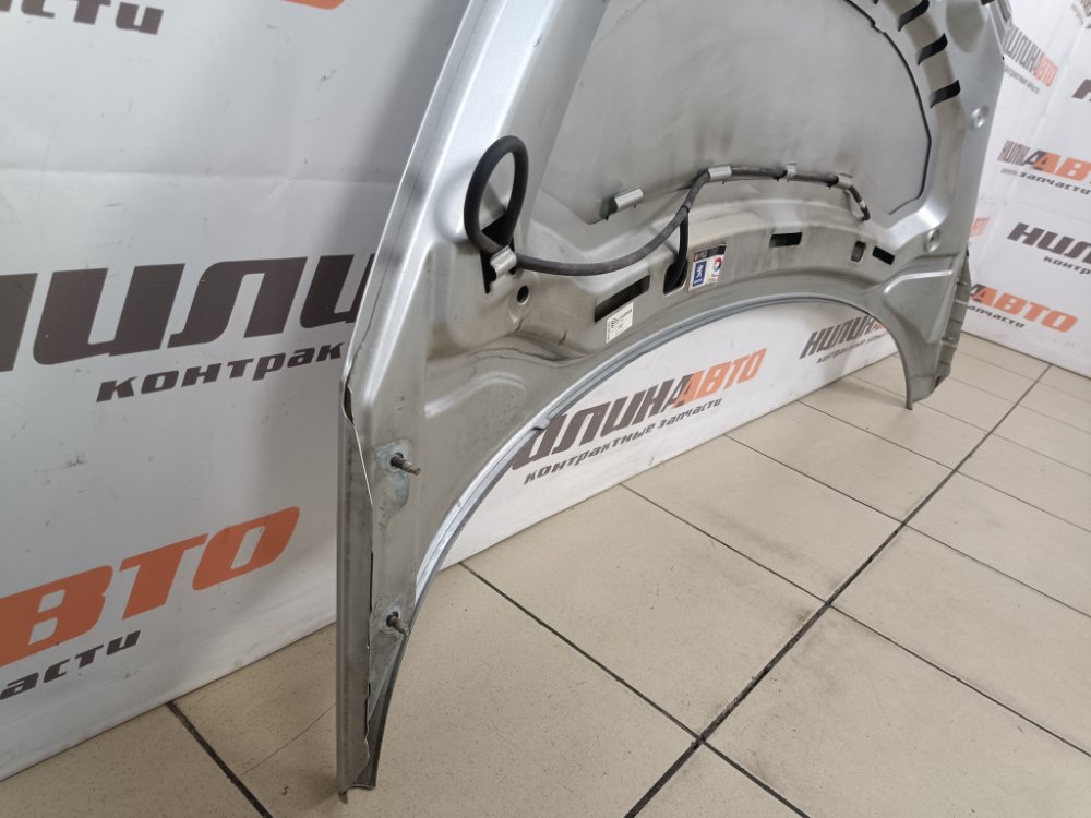 Капот, 2000 рублей, Москва