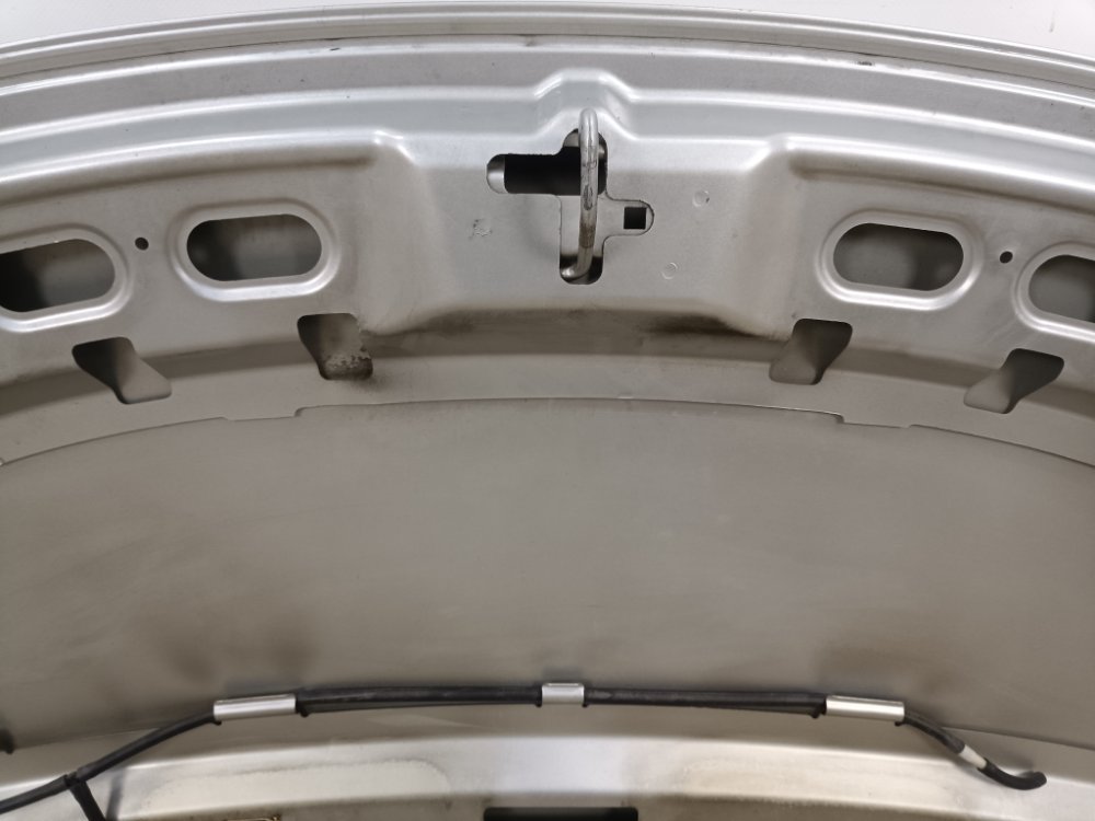 Капот, 2000 рублей, Москва