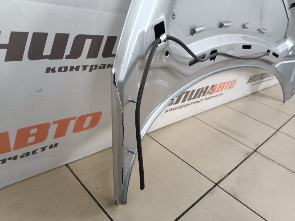 Капот, 2000 рублей, Москва