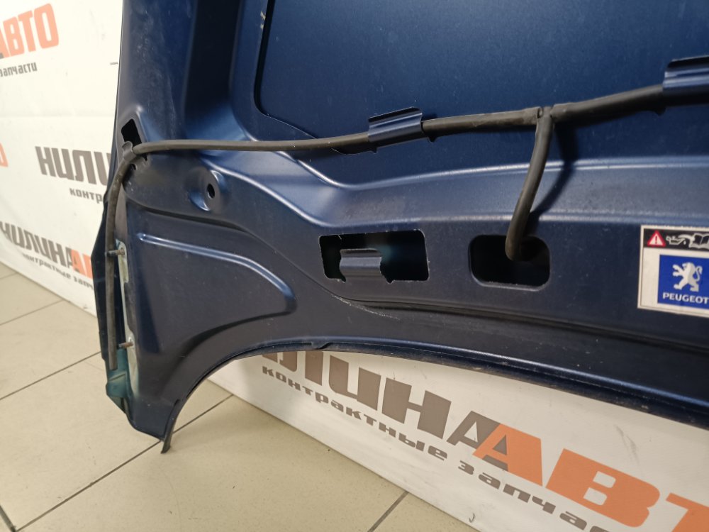 Капот, 2000 рублей, Москва