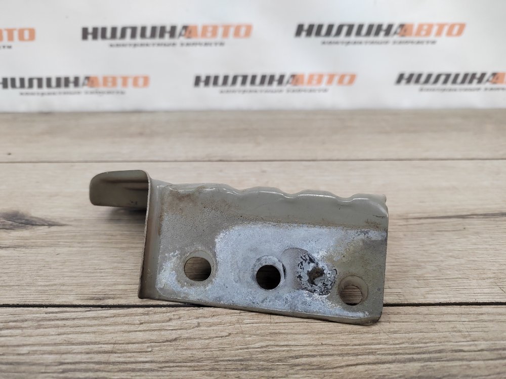 Кронштейн крыла, 900 рублей, Москва